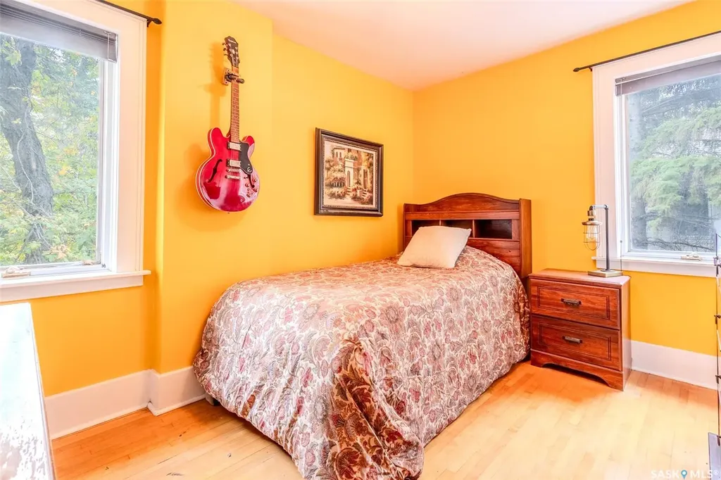 710 University Drive Saskatoon SK S7N 0J4