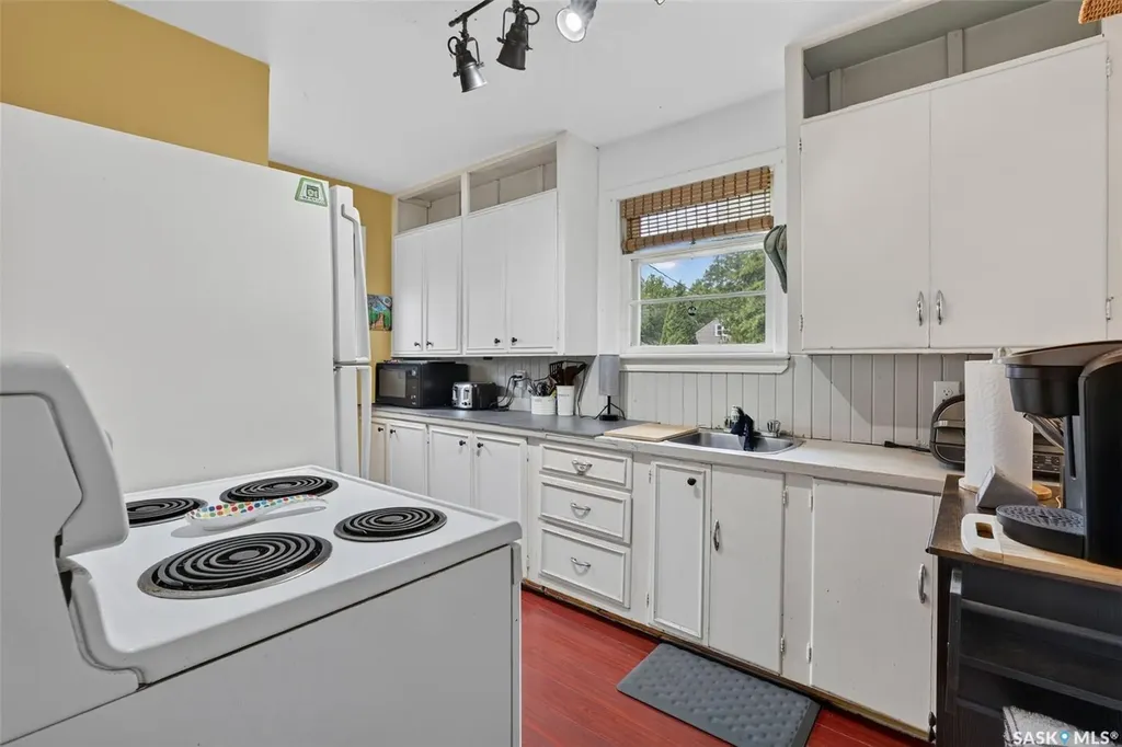 205 Bemister Avenue E Melfort SK S0E 1A0