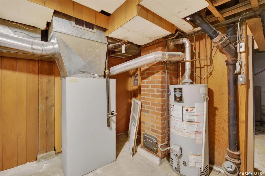 205 Bemister Avenue E Melfort SK S0E 1A0
