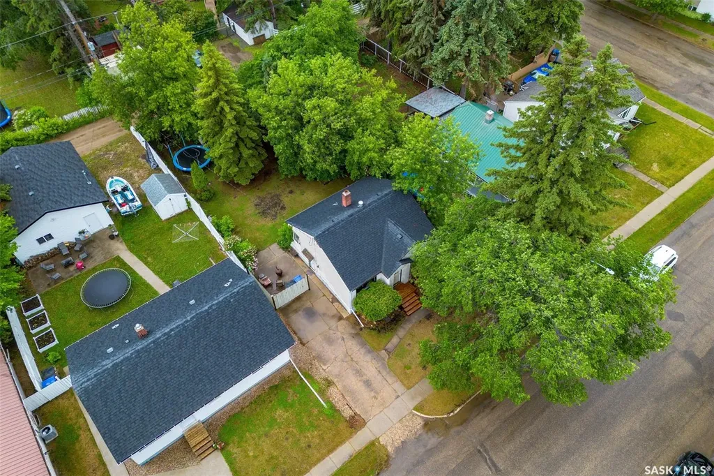 205 Bemister Avenue E Melfort SK S0E 1A0