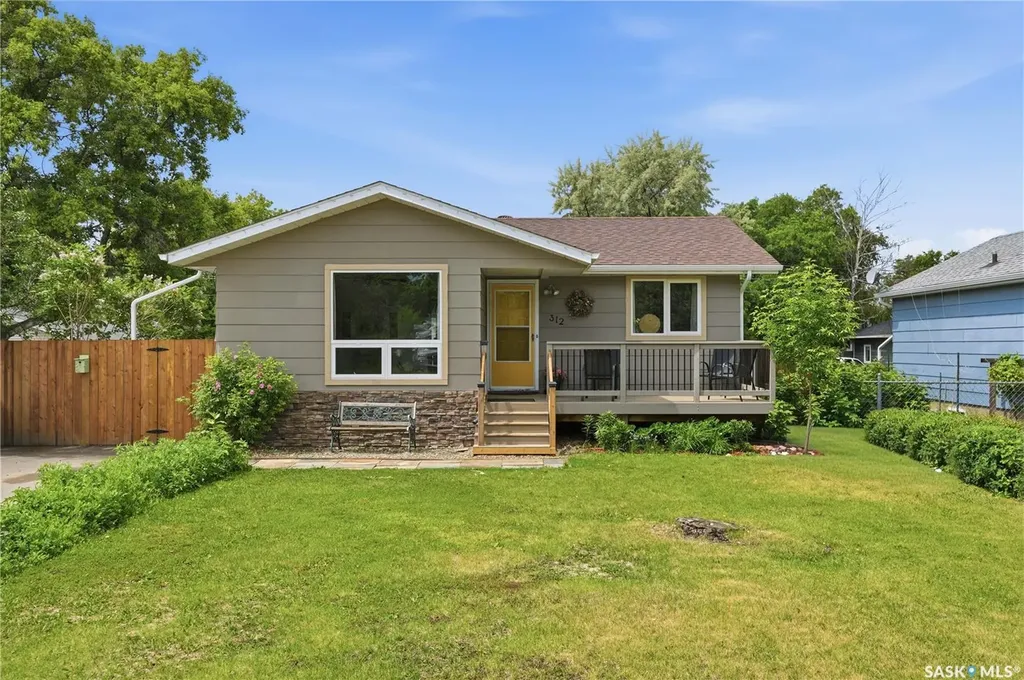 312 Ash Street Outlook SK S0L 2N0