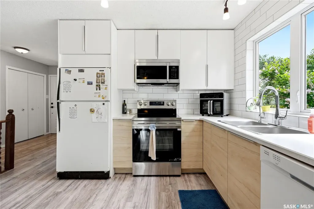 312 Ash Street Outlook SK S0L 2N0