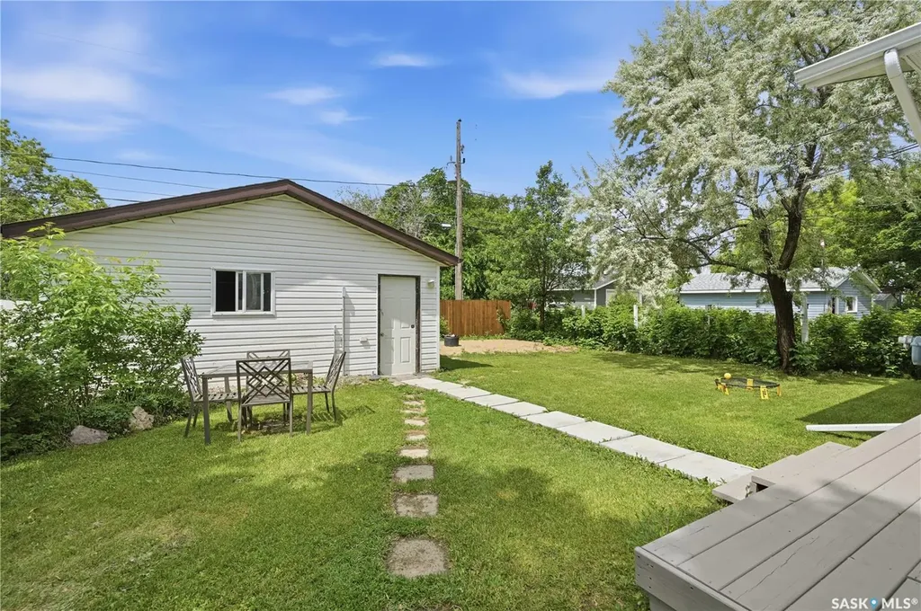 312 Ash Street Outlook SK S0L 2N0