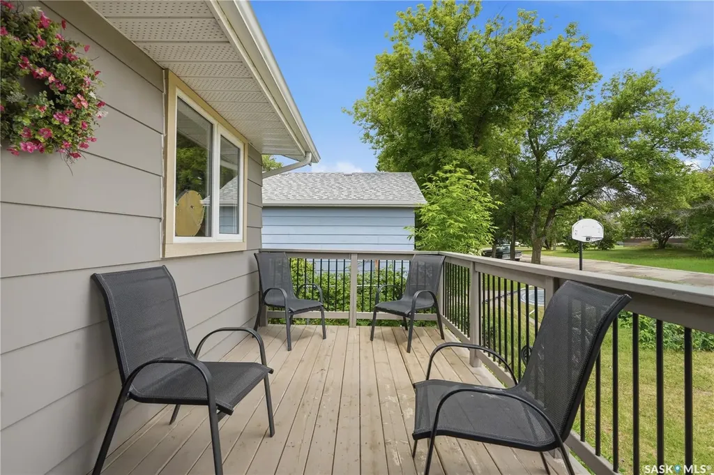 312 Ash Street Outlook SK S0L 2N0