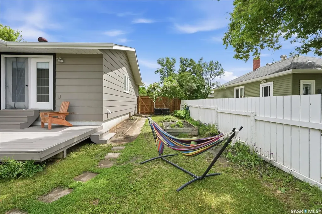 312 Ash Street Outlook SK S0L 2N0