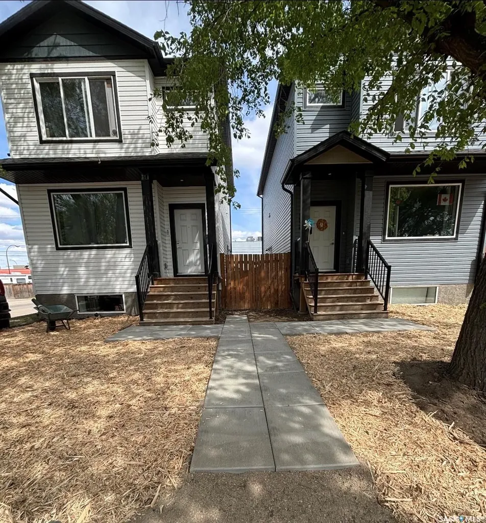 1530 B Avenue N Saskatoon SK S7L 1H1
