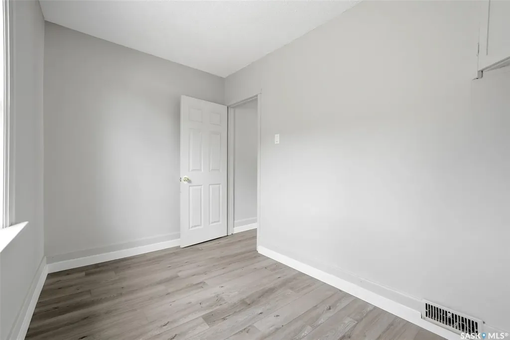 214 Edward Street Regina SK S4R 4W1