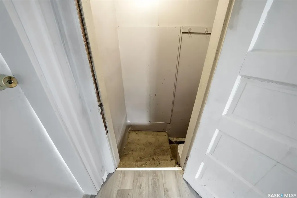214 Edward Street Regina SK S4R 4W1