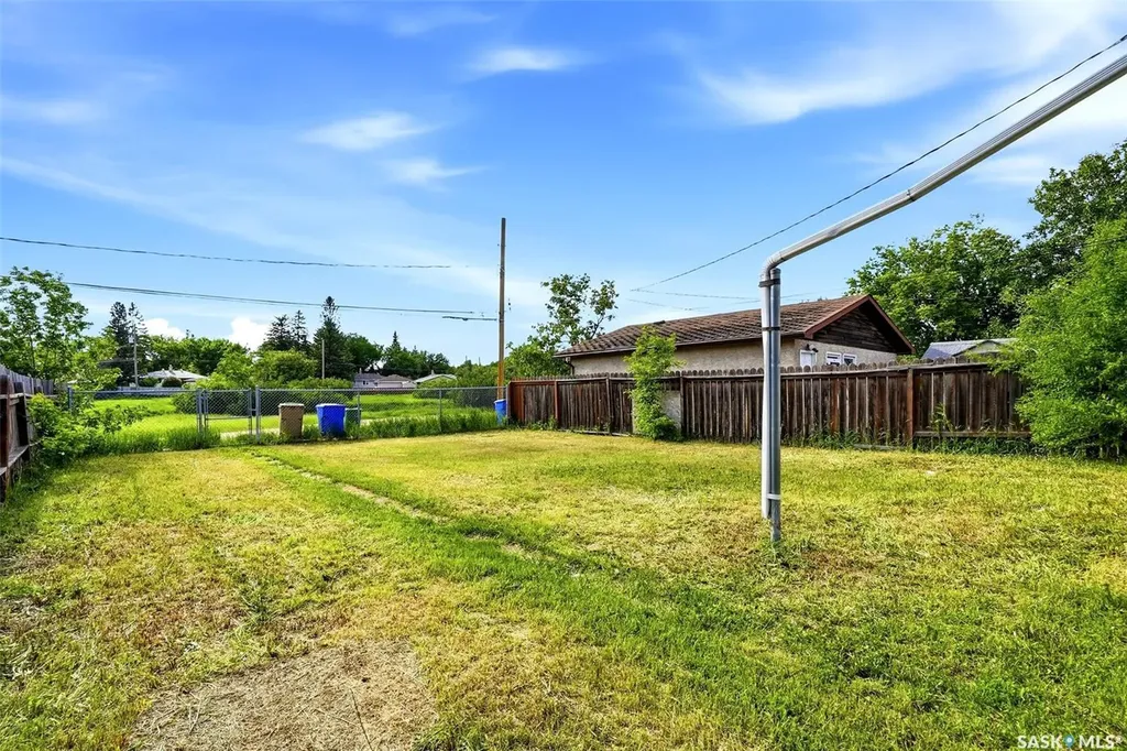 214 Edward Street Regina SK S4R 4W1