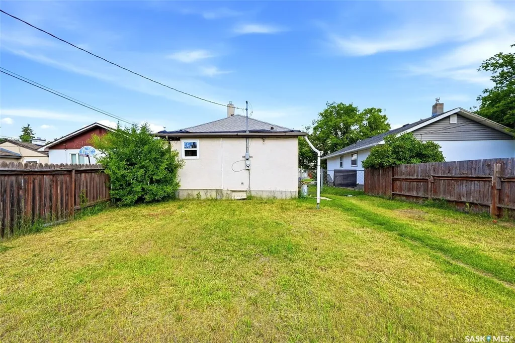 214 Edward Street Regina SK S4R 4W1