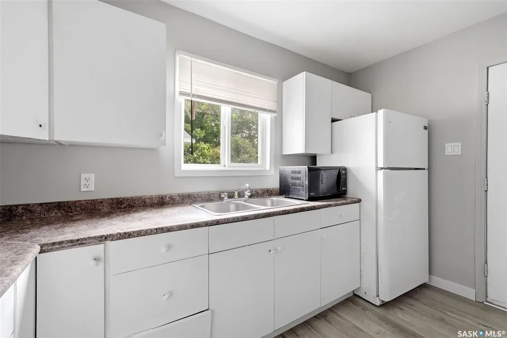 214 Edward Street Regina SK S4R 4W1