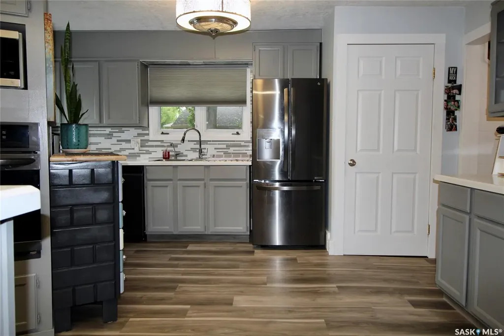 808 Ellice Street Moosomin SK S0G 3N0
