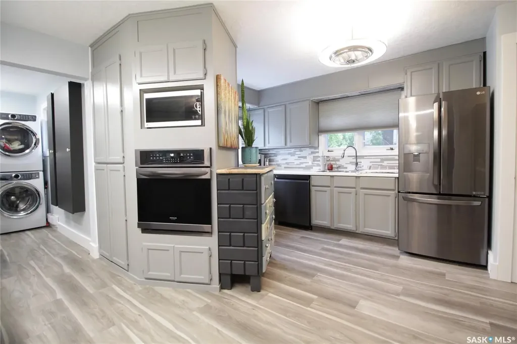808 Ellice Street Moosomin SK S0G 3N0