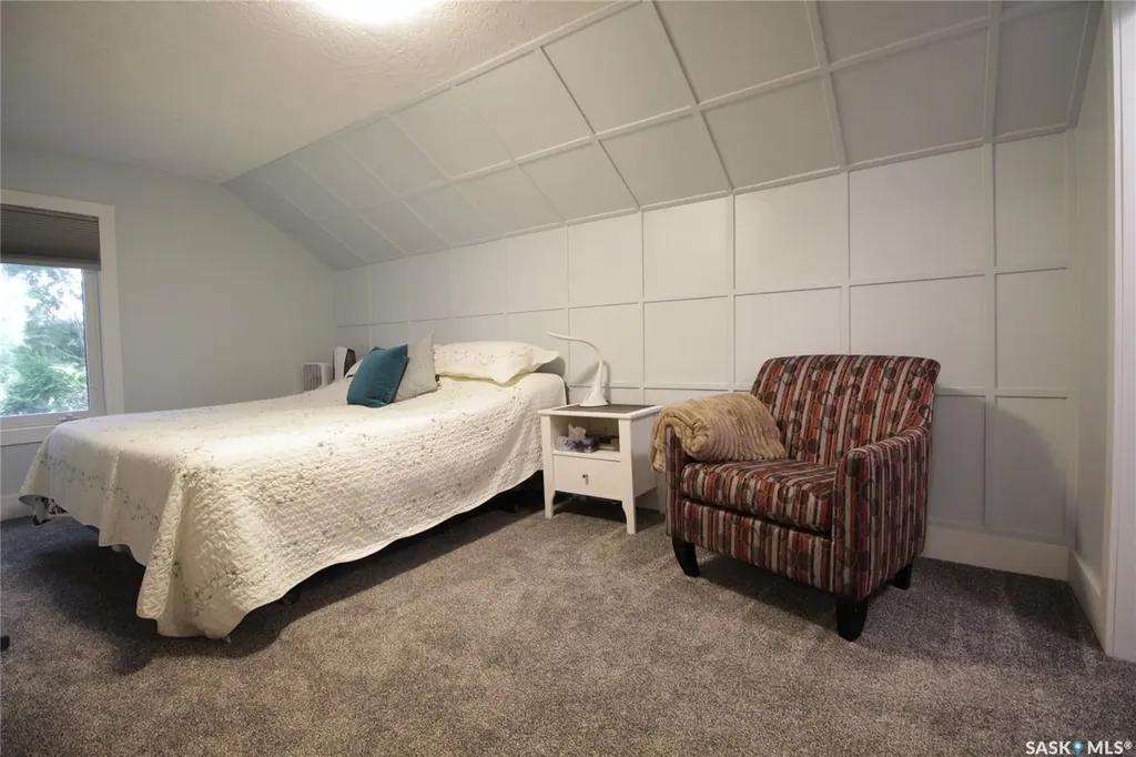 808 Ellice Street Moosomin SK S0G 3N0