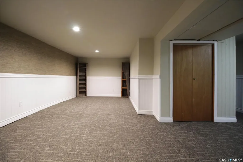 808 Ellice Street Moosomin SK S0G 3N0