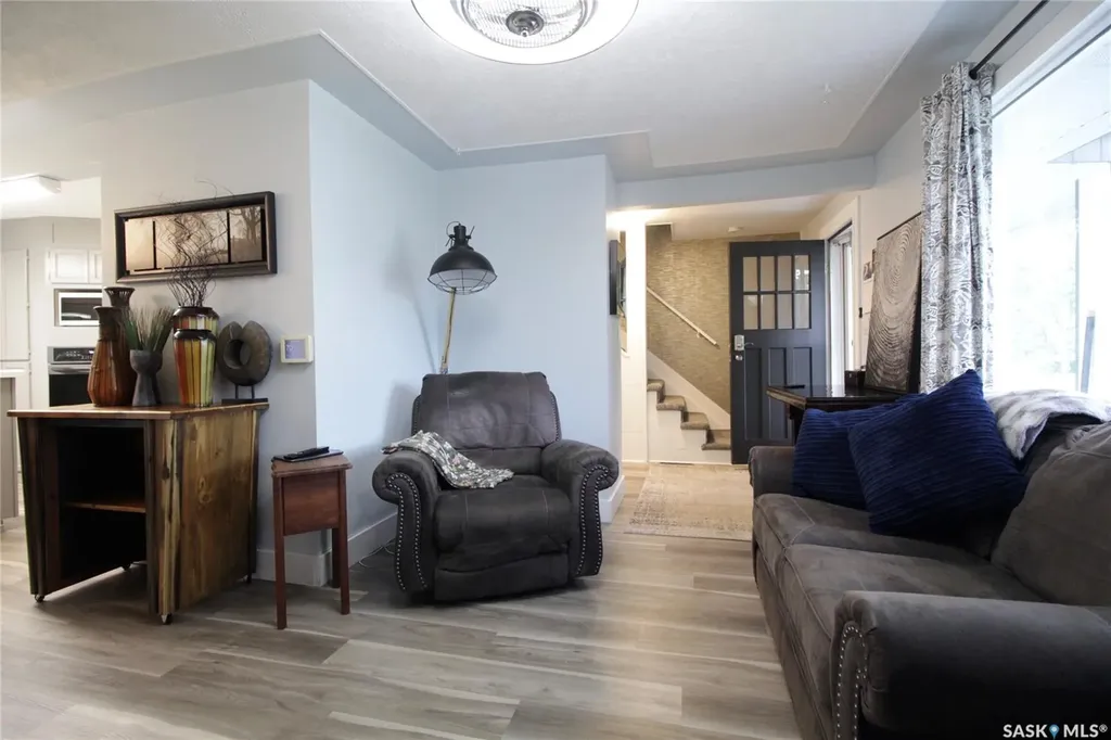 808 Ellice Street Moosomin SK S0G 3N0
