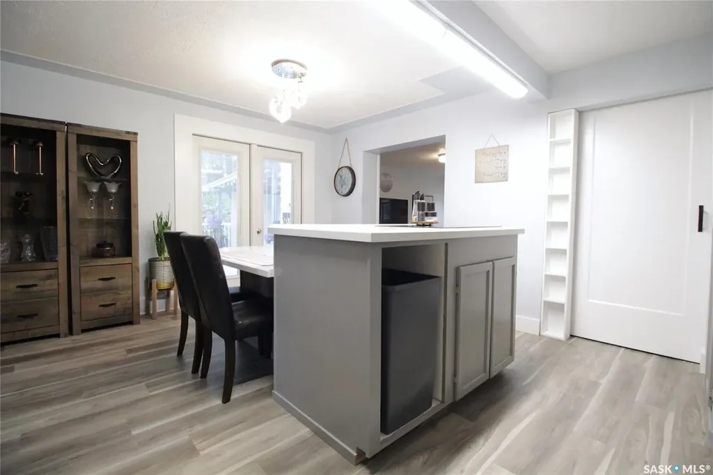 808 Ellice Street Moosomin SK S0G 3N0