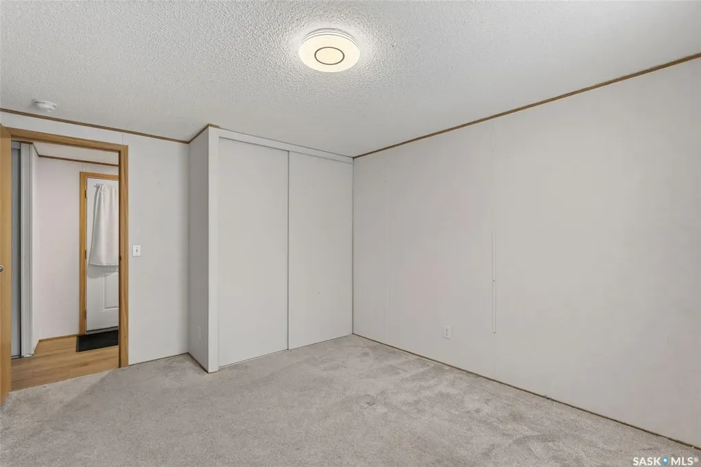 119 Railway Avenue Kinistino SK S0J 1H0