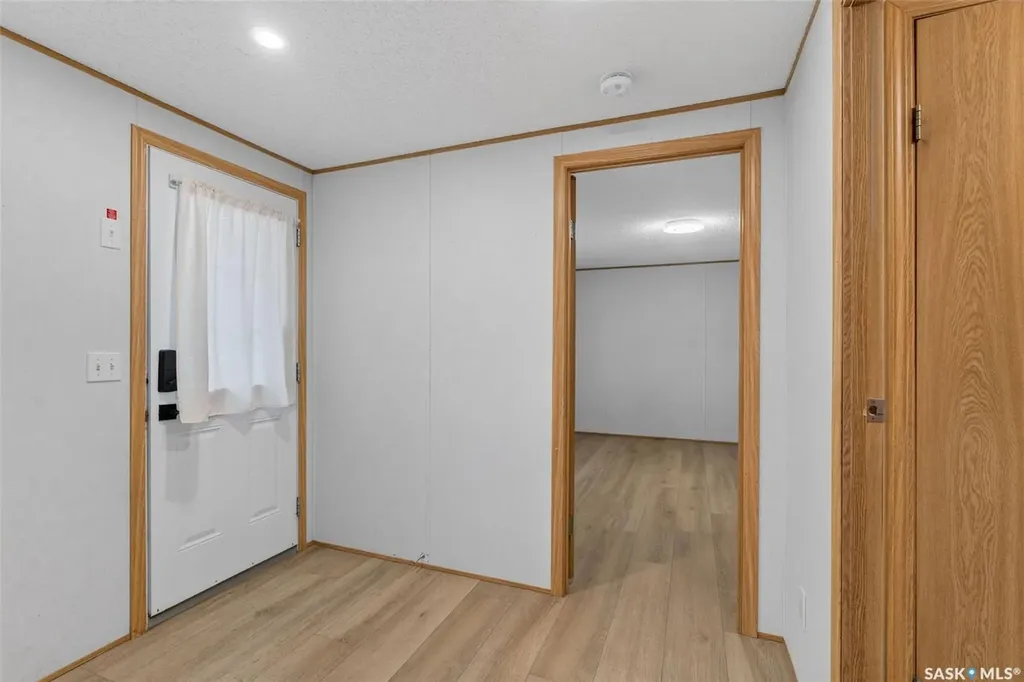 119 Railway Avenue Kinistino SK S0J 1H0