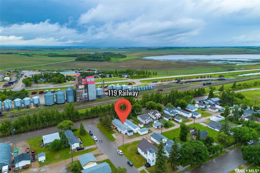 119 Railway Avenue Kinistino SK S0J 1H0