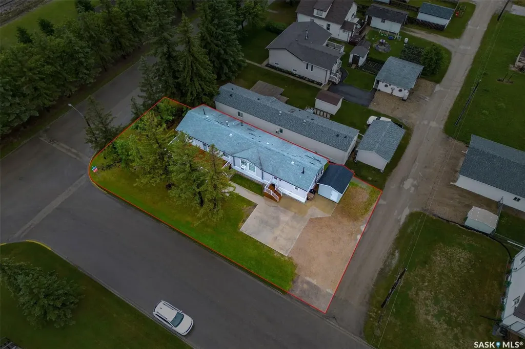 119 Railway Avenue Kinistino SK S0J 1H0