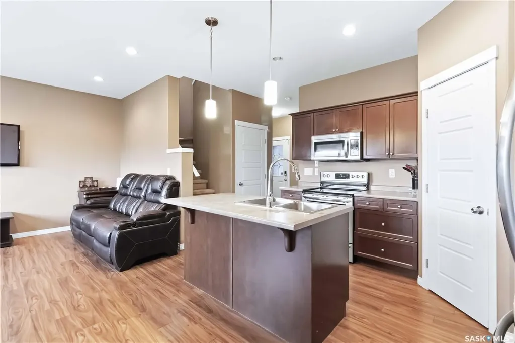 510 Sutter Crescent Saskatoon SK S7T 0R4