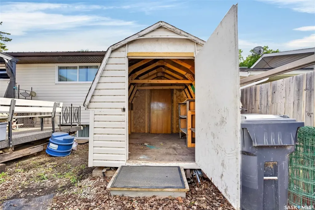 114 Hatton Avenue E Melfort SK S0E 1A0