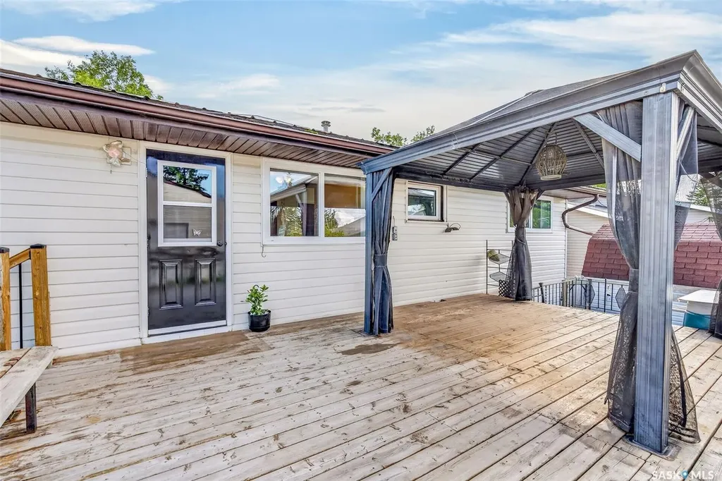 114 Hatton Avenue E Melfort SK S0E 1A0