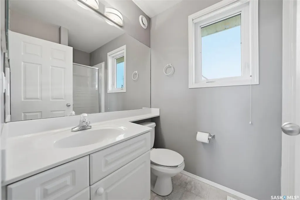 455 Buckwold Cove Saskatoon SK S7N 4W1