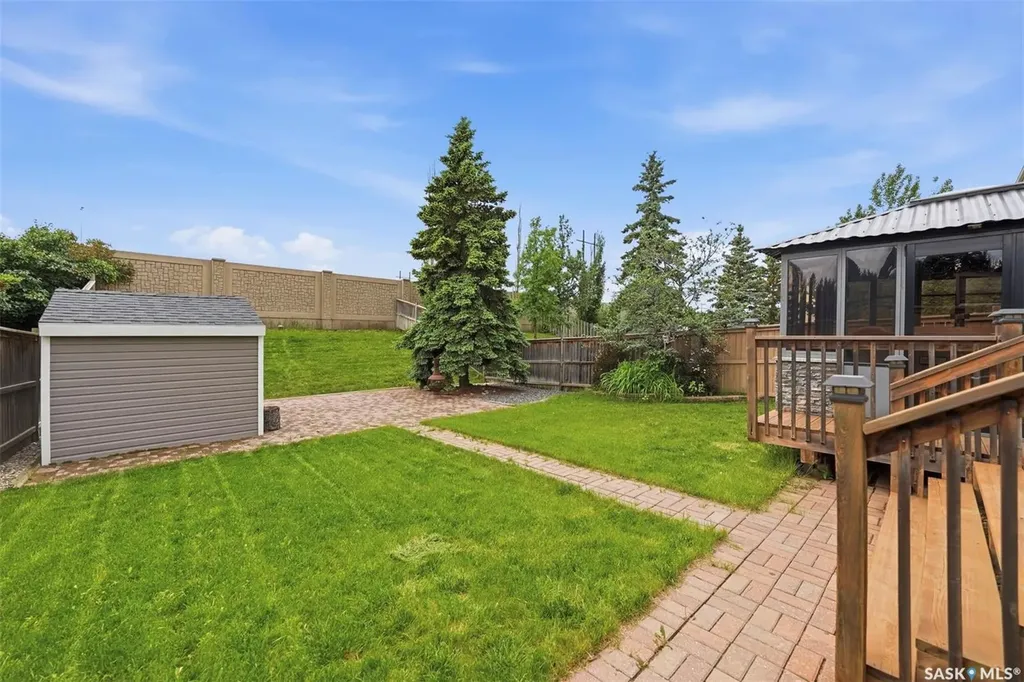455 Buckwold Cove Saskatoon SK S7N 4W1