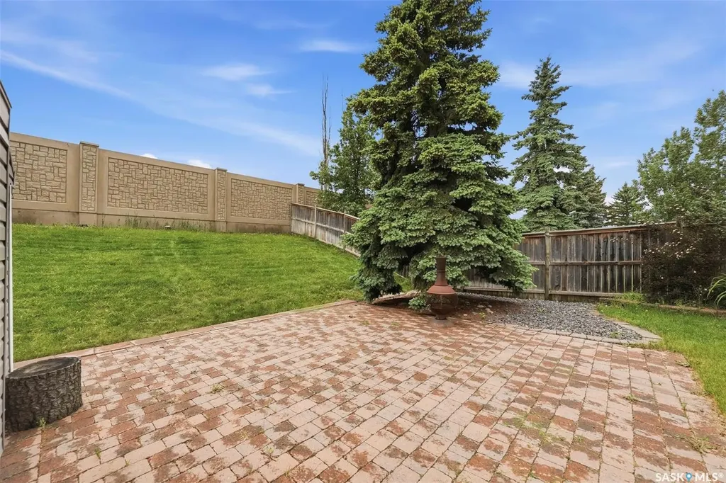 455 Buckwold Cove Saskatoon SK S7N 4W1