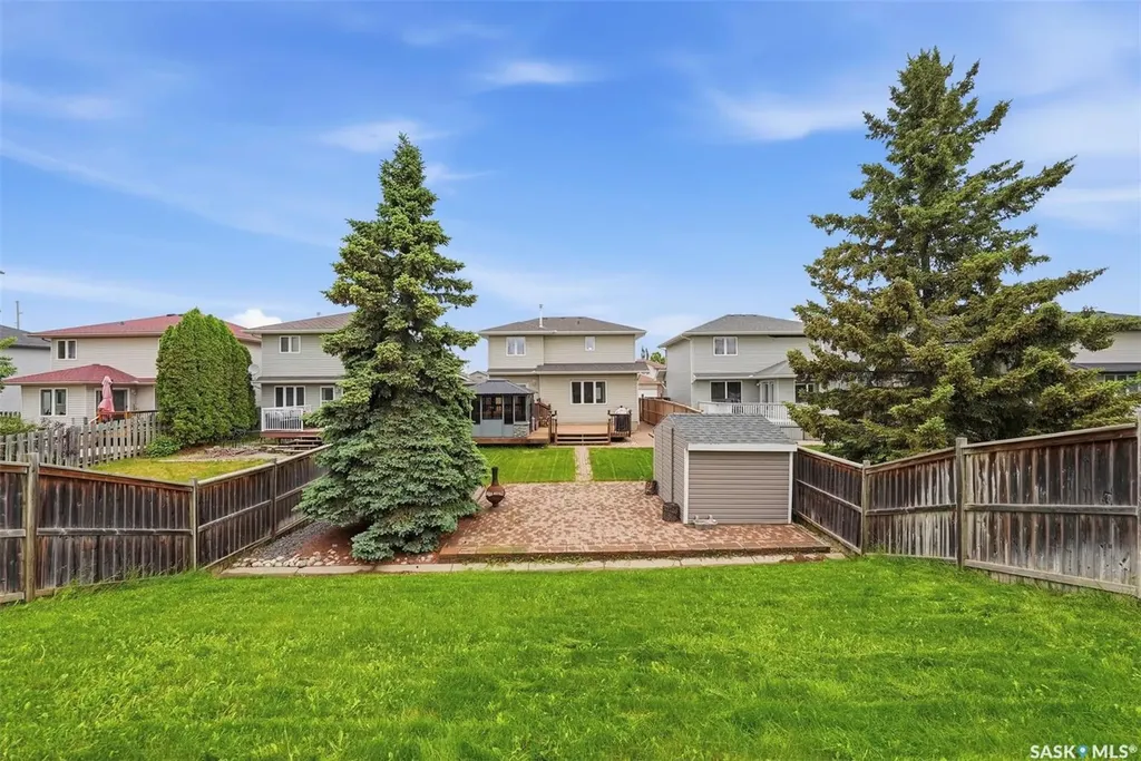 455 Buckwold Cove Saskatoon SK S7N 4W1