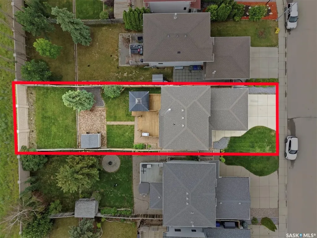 455 Buckwold Cove Saskatoon SK S7N 4W1