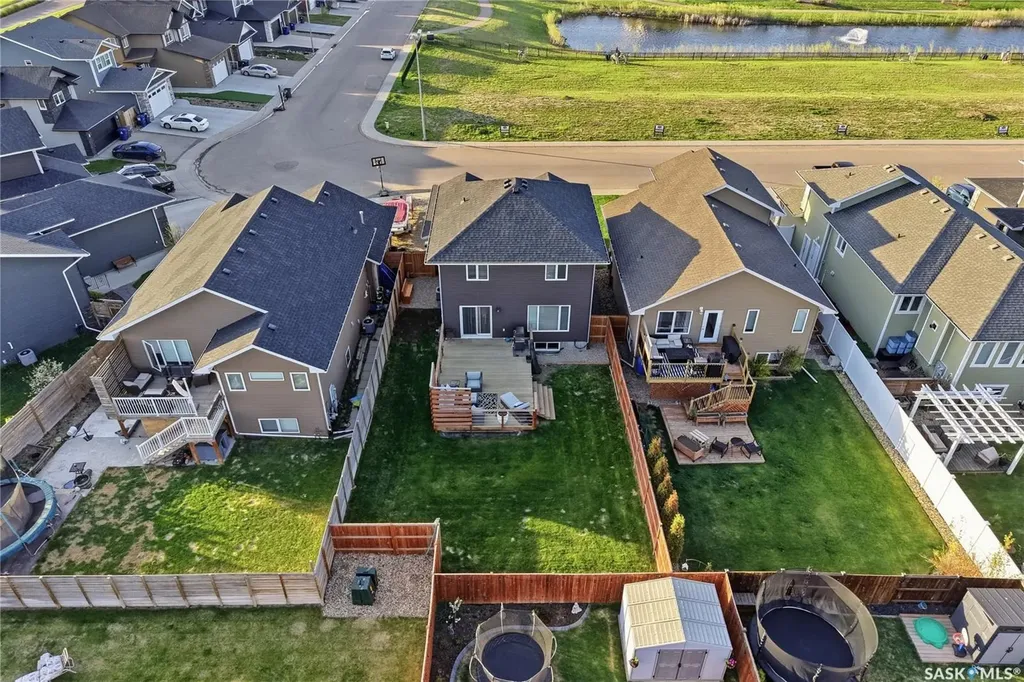 323 Cowan Crescent Martensville SK S0K 2T1