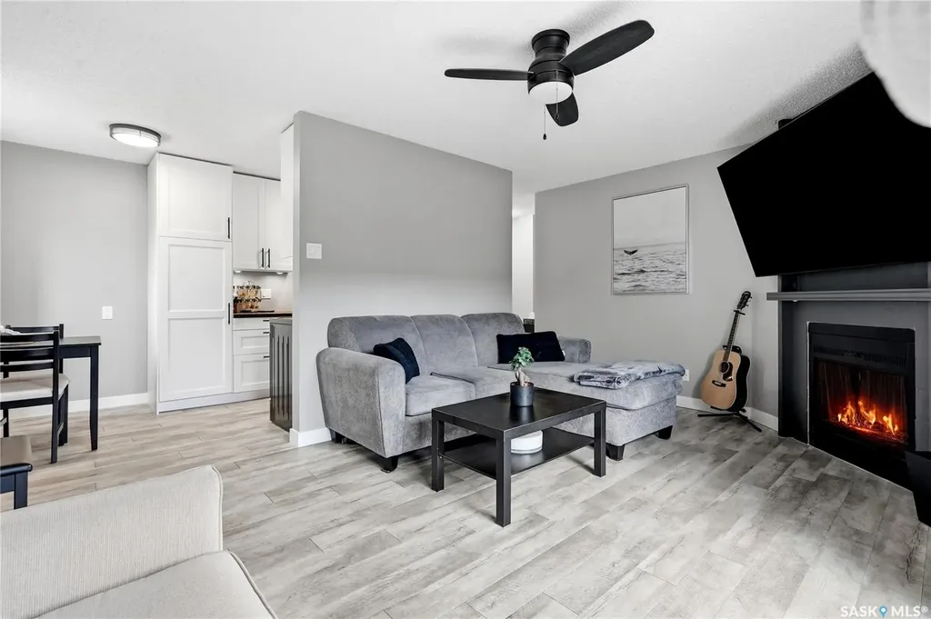 833 Wollaston Crescent Saskatoon SK S7J 4G1