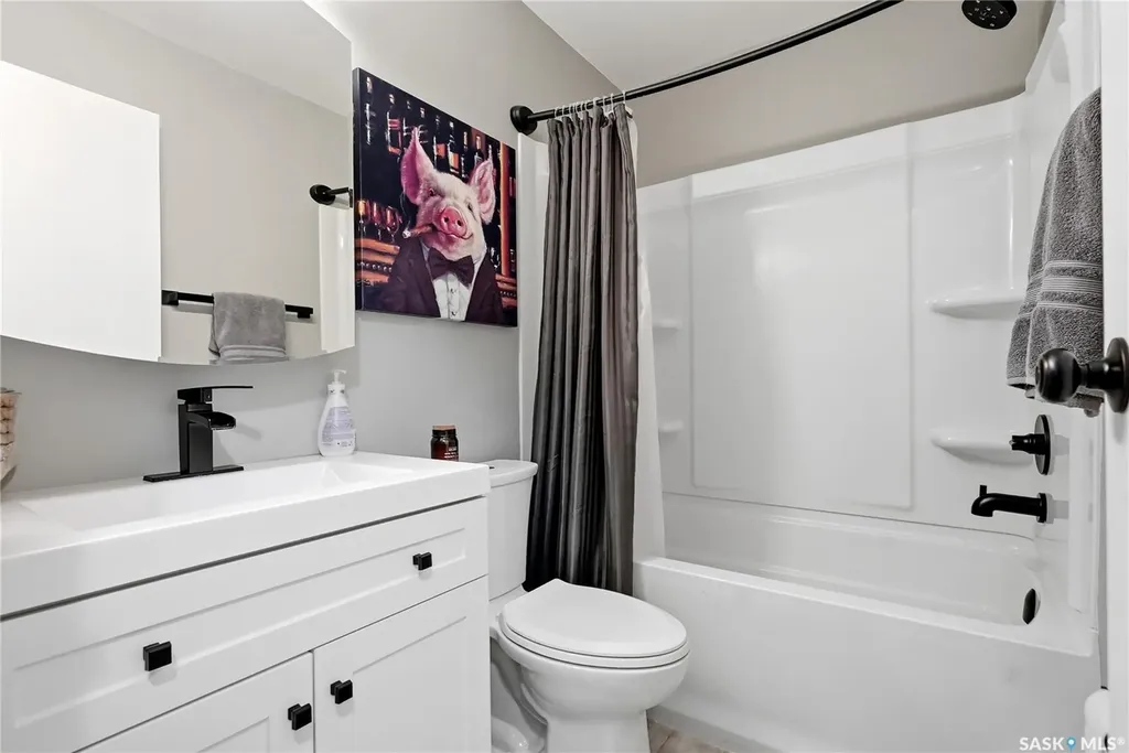 833 Wollaston Crescent Saskatoon SK S7J 4G1