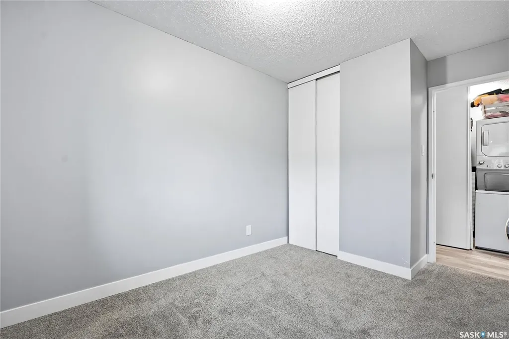 833 Wollaston Crescent Saskatoon SK S7J 4G1