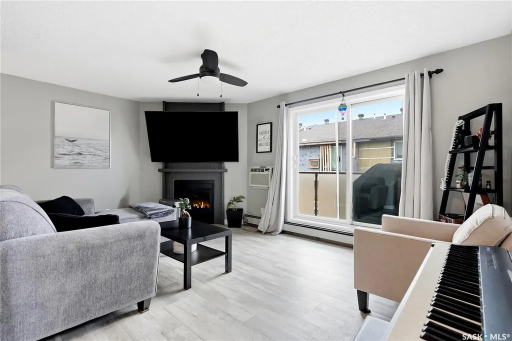 833 Wollaston Crescent Saskatoon SK S7J 4G1