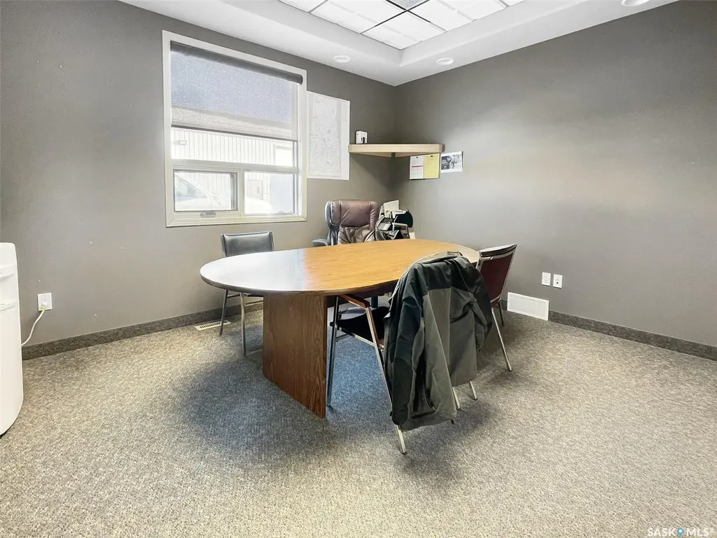 37 5th Avenue NW Swift Current SK S9H 4T4
