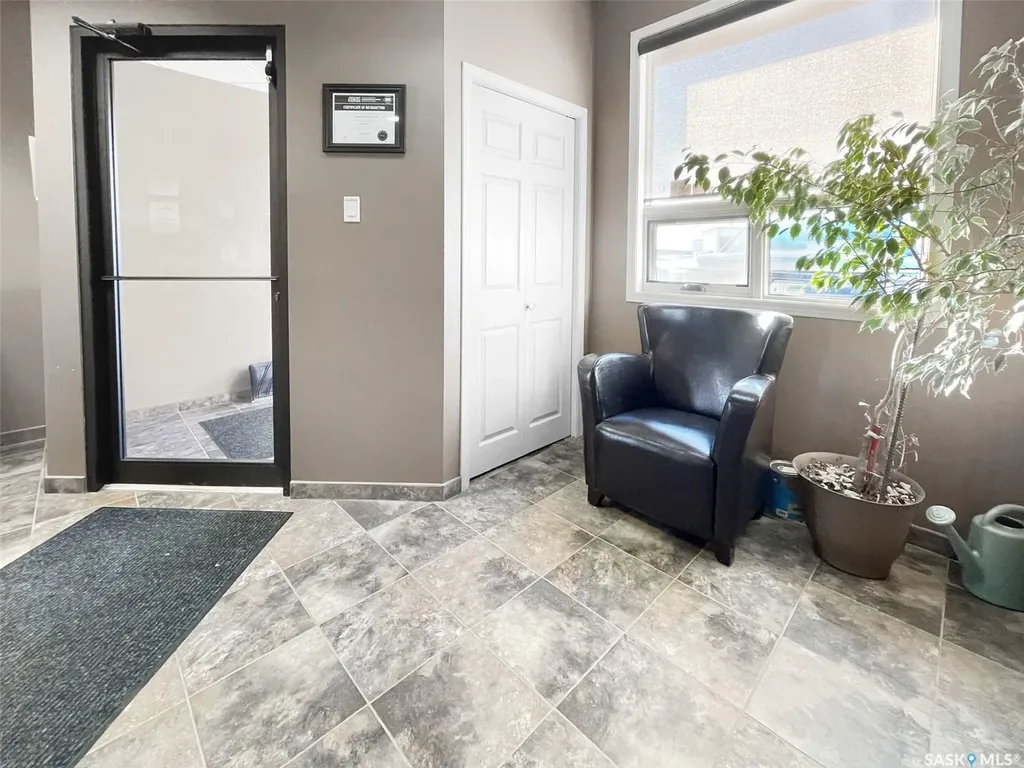 37 5th Avenue NW Swift Current SK S9H 4T4