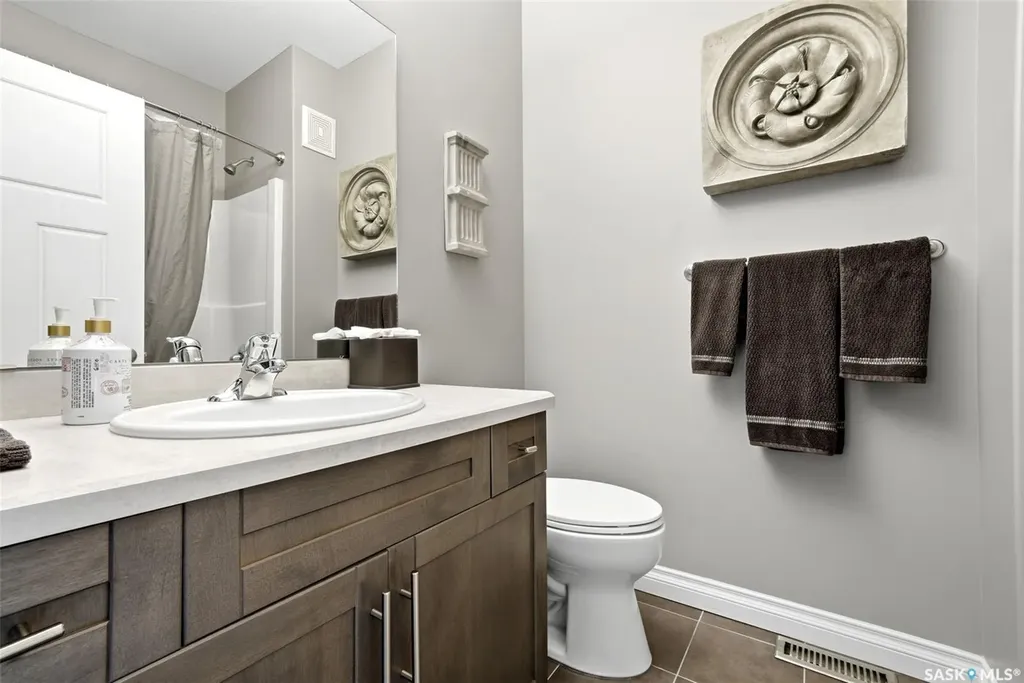 3501 Evans Court Regina SK S4S 0A9