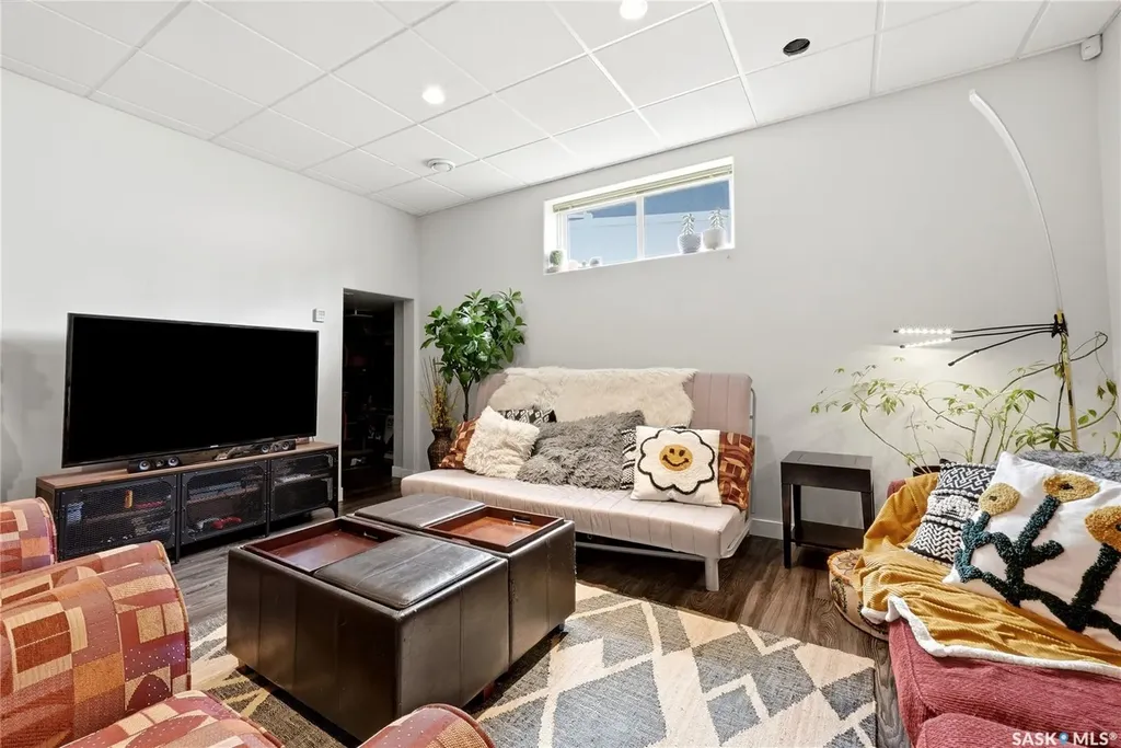 6710 Maple Vista Drive Regina SK S4X 0H9