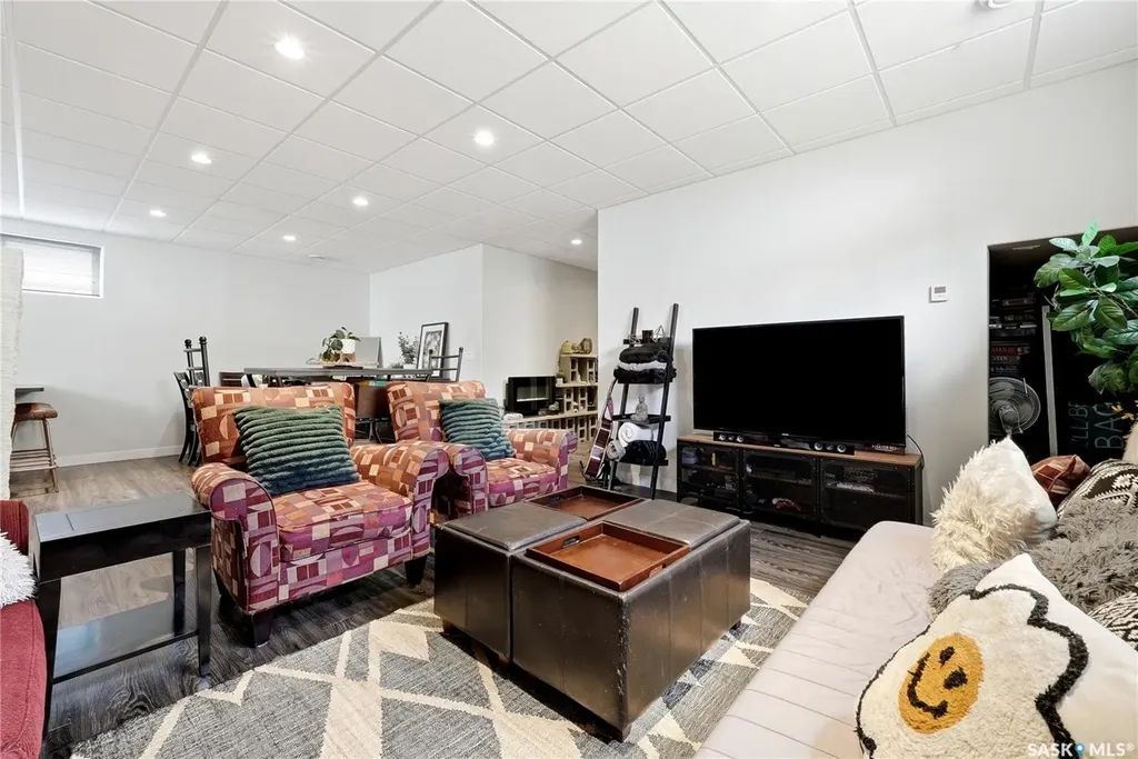 6710 Maple Vista Drive Regina SK S4X 0H9