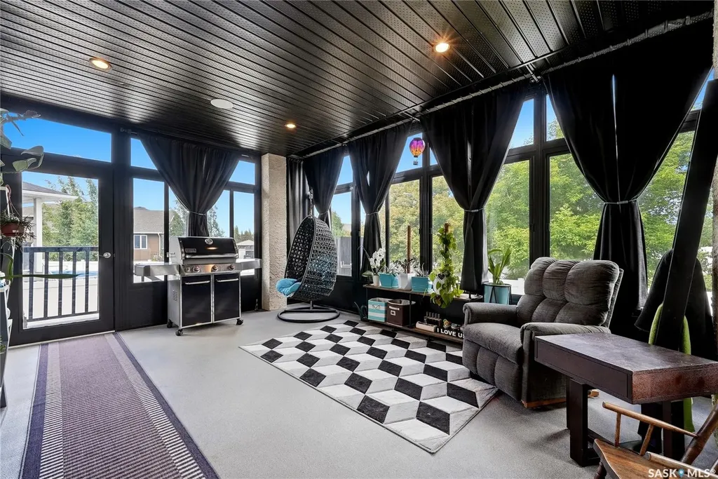 6710 Maple Vista Drive Regina SK S4X 0H9