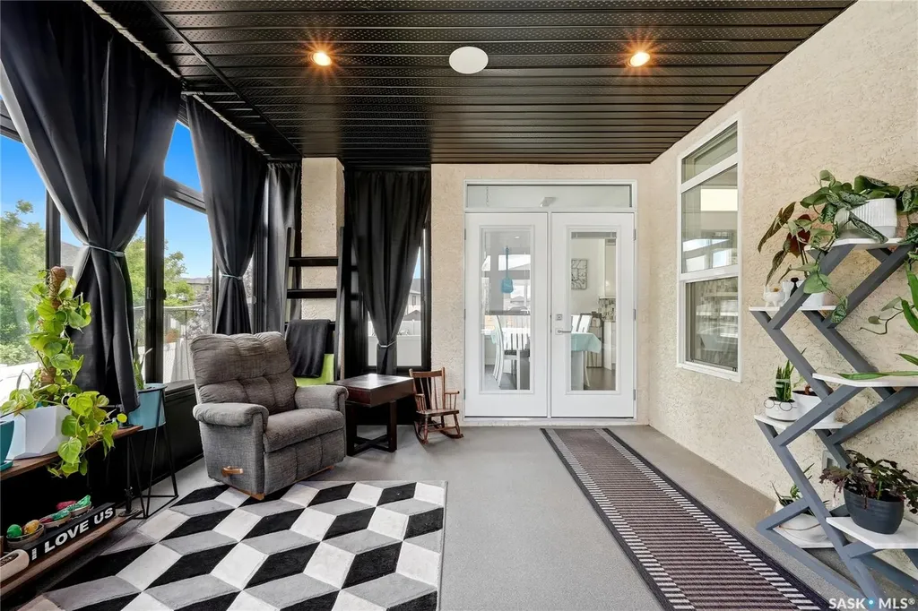 6710 Maple Vista Drive Regina SK S4X 0H9