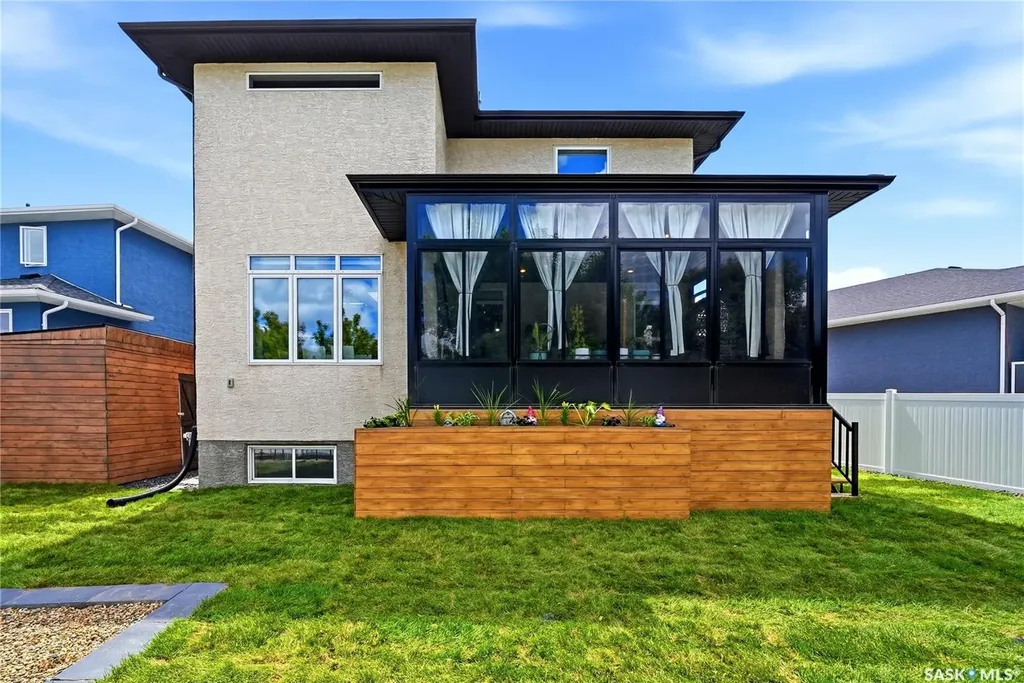 6710 Maple Vista Drive Regina SK S4X 0H9