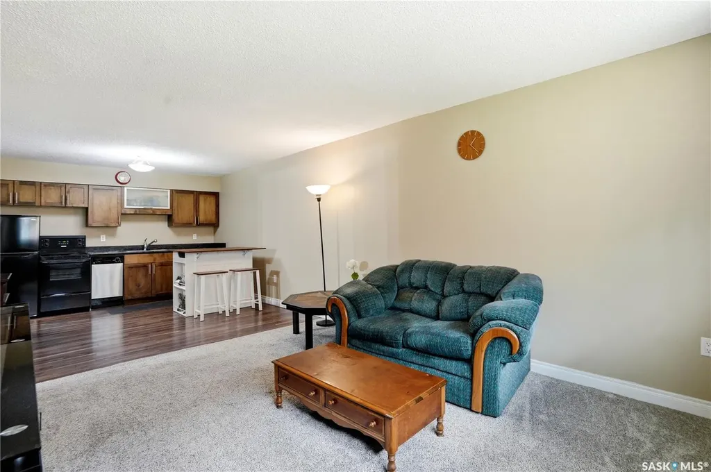 104 104th Street W Saskatoon SK S7N 1M8