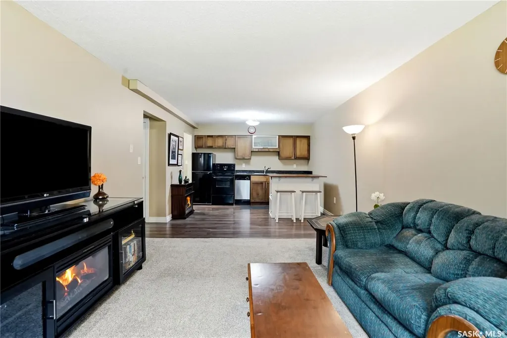 104 104th Street W Saskatoon SK S7N 1M8