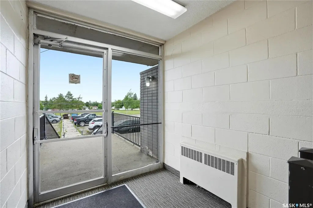 104 104th Street W Saskatoon SK S7N 1M8