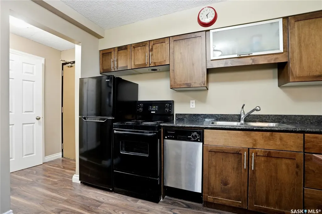 104 104th Street W Saskatoon SK S7N 1M8